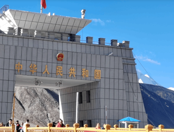 红其拉甫口岸常年开放为中巴贸易带来新机遇